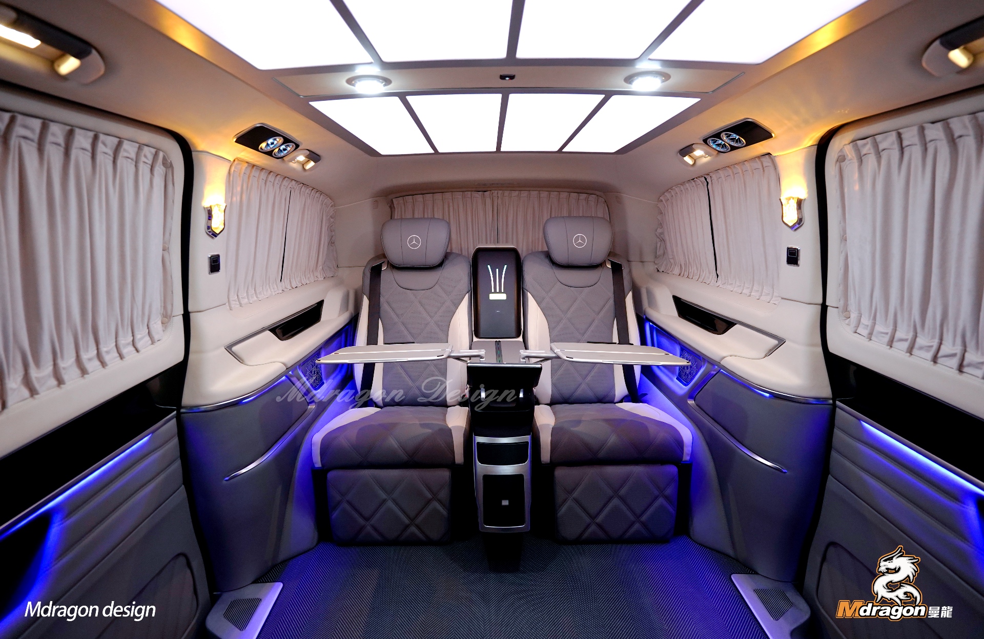No.1089 2013-2018 Benz V300